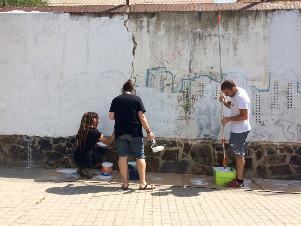 Emblanquinar per contar noves&nbsp;històries